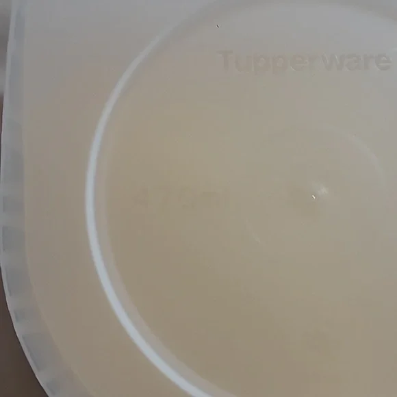 Tupperware Fresh 'n Cool Containers - Picture 2 of 2
